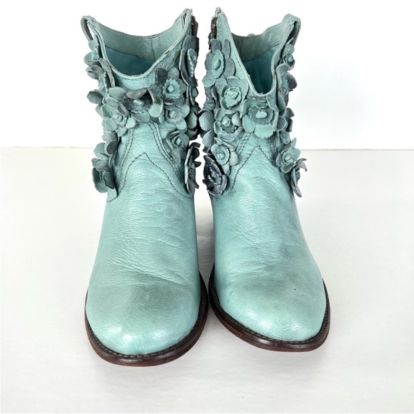 Anthropology unique ankle boots - Picture 4 of 11